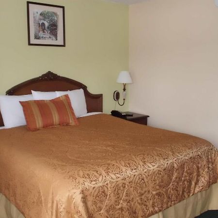 America'S Best Inn & Suites-เลคแลนด์ ภายนอก รูปภาพ