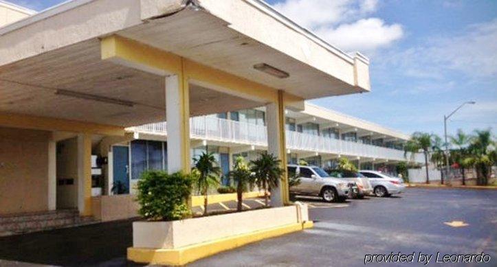America'S Best Inn & Suites-เลคแลนด์ ภายนอก รูปภาพ